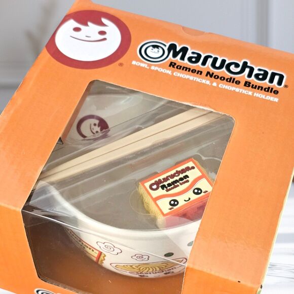 Ramen Bowl Maruchan Kawaii Noodles Ceramic Bowl with Reusable Bamboo Chopsticks - Picture 4 of 5